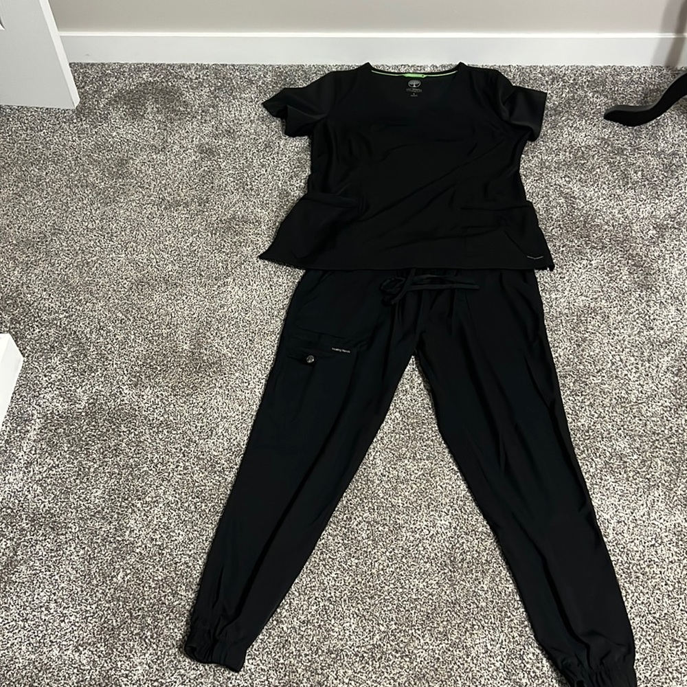 Healing Hands Srubs set